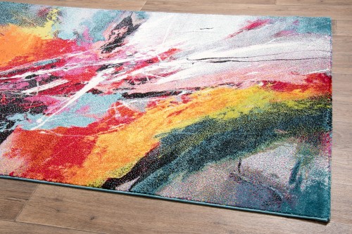 Rzut z boku na dywan abstrakcyjny Folklore J559A