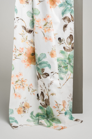 Zasłona w kwiatowy wzór