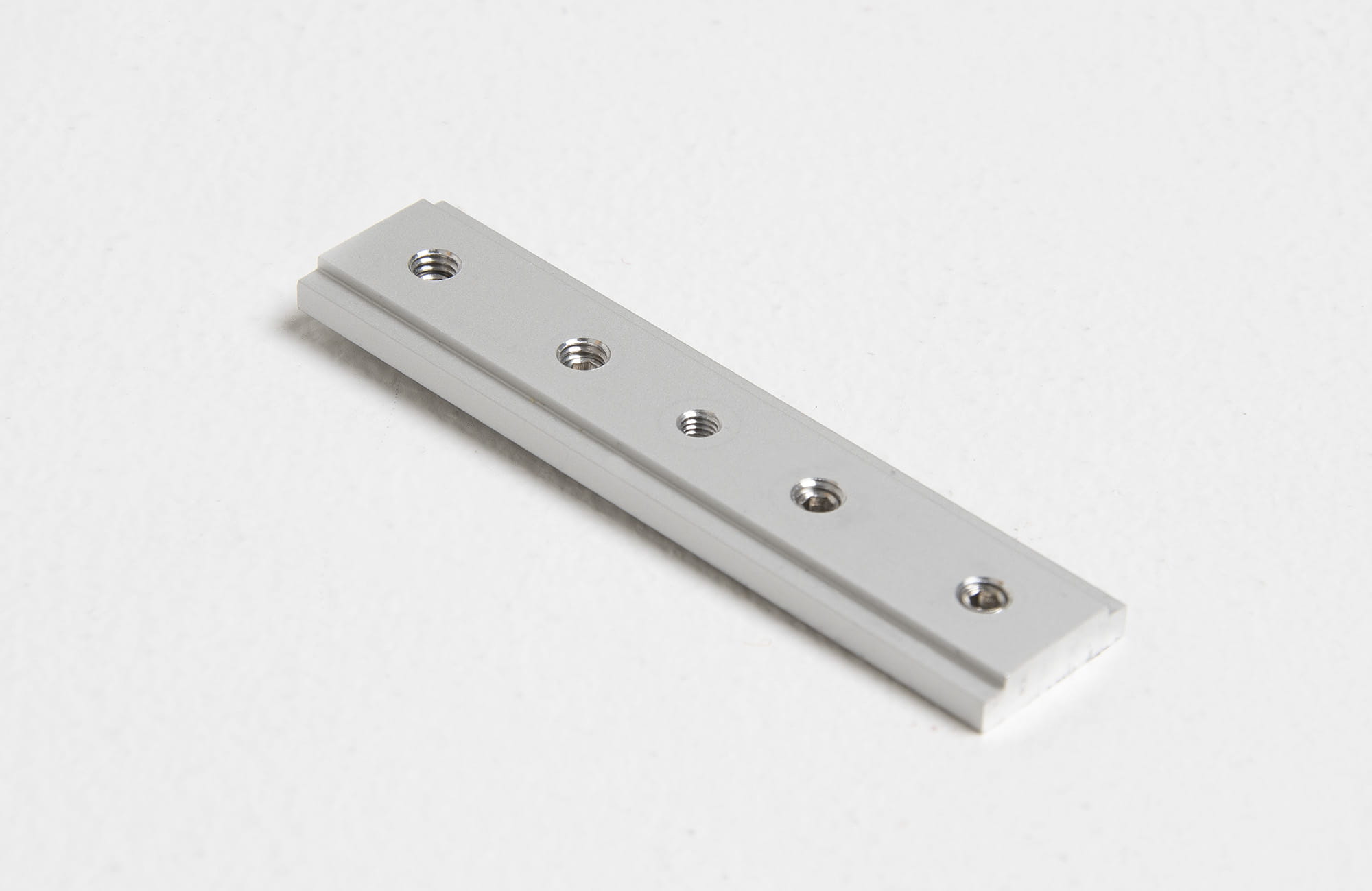 Łącznik prosty szyny aluminiowej Techno 15 Zegar